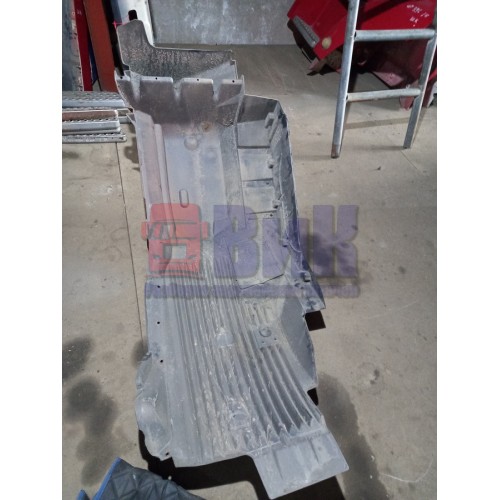 Подкрылок под кабину LH MAN ш.к. (110)-3