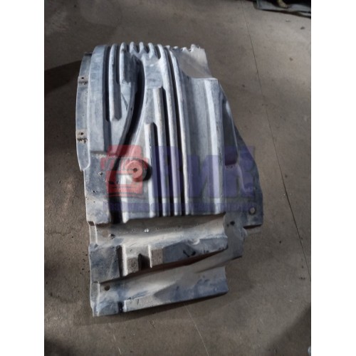 Подкрылок под кабину LH MAN у.к. (108)-4