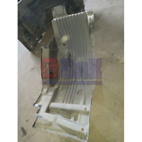 Подкрылок под кабину LH MAN у.к. (107)-3