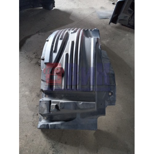 Подкрылок под кабину LH MAN у.к. (107)-1