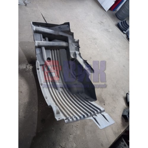 Подкрылок под кабину LH MAN у.к. (102)-3