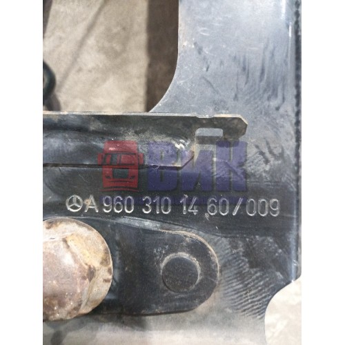 Кронштейн кабины Mercedes Actros MP4 766412 RH (461)-2