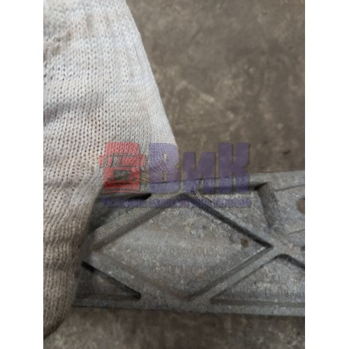 Кронштейн корпуса фары (лапа крепления) Mercedes Actros MP4 766412 RH (931)-2