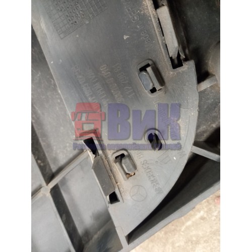 Решетка радиатора Mercedes Actros MP4 766412 (428)-2