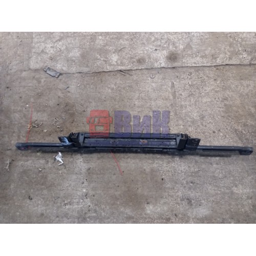 Кронштейн бампера Mercedes Actros MP4 766412 средней части (938)-2