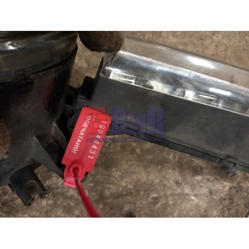 Фара противотуманная Mercedes Actros MP4 766412 в сборе с ходовым огнем LH (431)-1