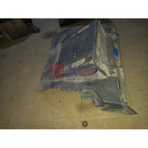 Полукрыло заднее переднее RH Renault Premium DXI нов.обр. (094)-3