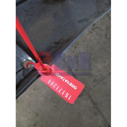 Подкрылок под кабину LH Volvo FH (265)-2