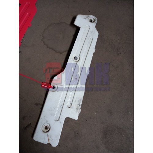 Накладка на корпус фары Volvo FH 12 задняя LH (113)