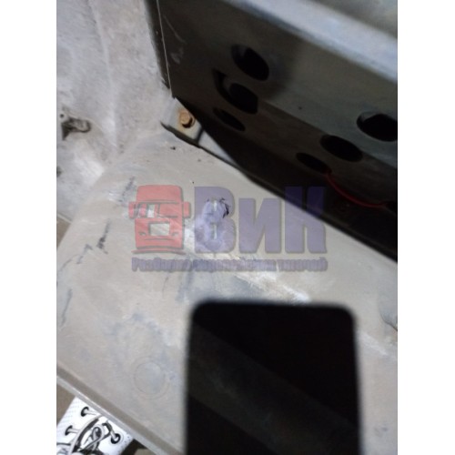 Подножка кабины Iveco Stralis деф. LH (105)-3