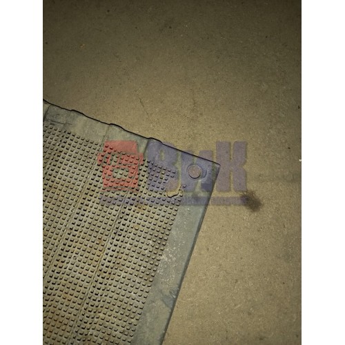 Сетка москитная радиатора Iveco деф. (597)-3