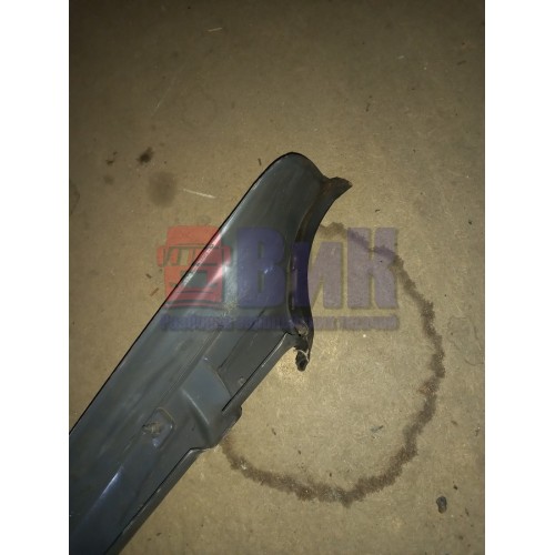 Накладка на стойку лобового стекла Iveco RH (590)-3