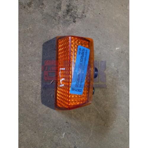 Поворотник в накладку фары Volvo FH 12 LH (149)