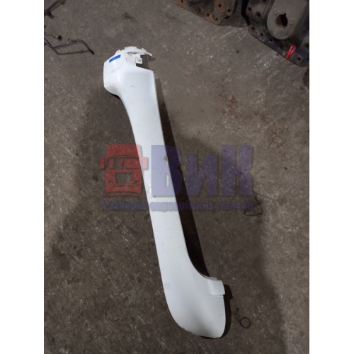 Накладка внешняя (наружняя) на лобовое стекло MAN н.к. деф. RH (022)