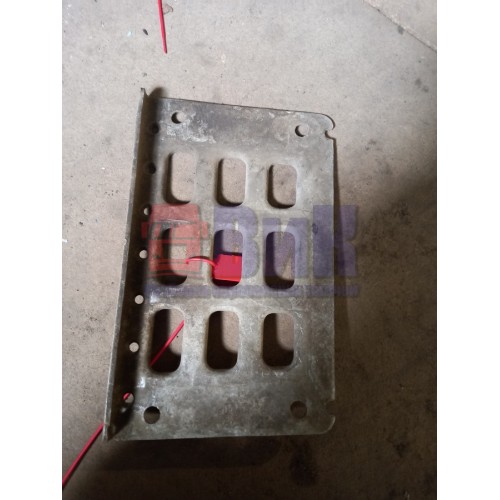 Накладка на подножку нижнюю Volvo FH 12 (541)-2