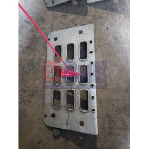 Накладка на подножку основную Volvo FH 12 нижняя (546)