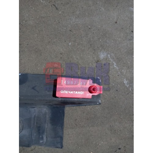 Ответная часть замка капота Iveco RH (143)-1