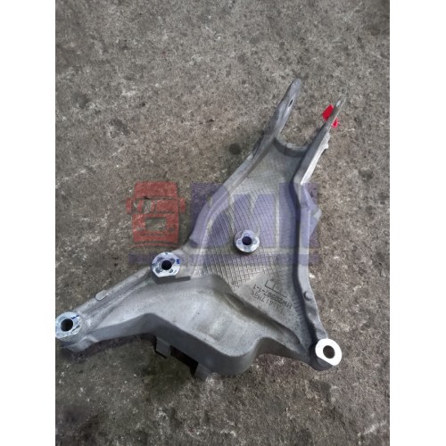 Кронштейн кабины Scania R440 294147 передний LH (998)-3