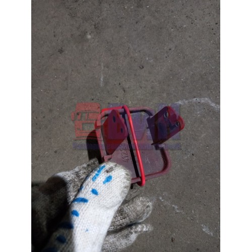 Крышка форсунки омывателя Iveco (989)-1