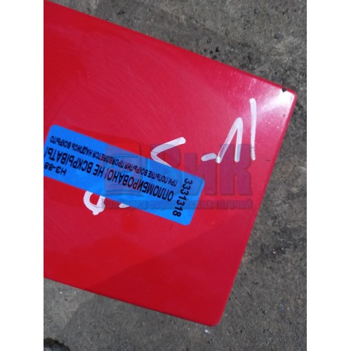 Заглушка бампера Iveco (318)-1