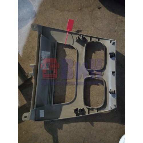 Накладка на торпедо Renault Premium DXI (146) -1