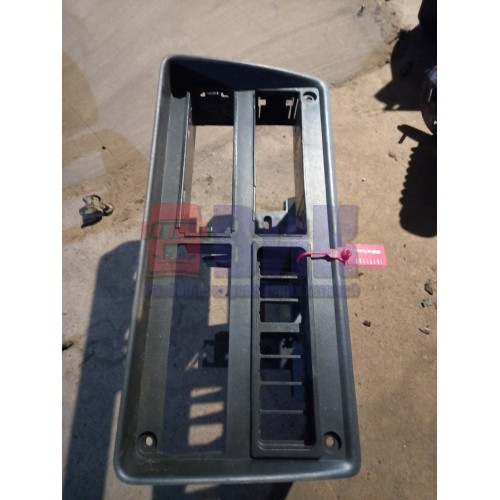 Рамка консоли салона Renault Premium DXI верхняя в сборе (127)