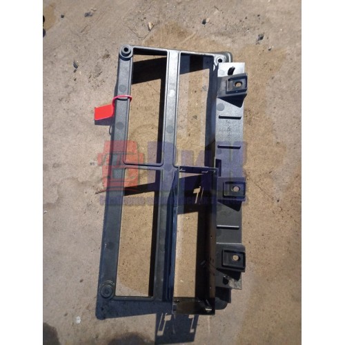 Рамка консоли салона Renault Premium DXI верхняя (128)-2