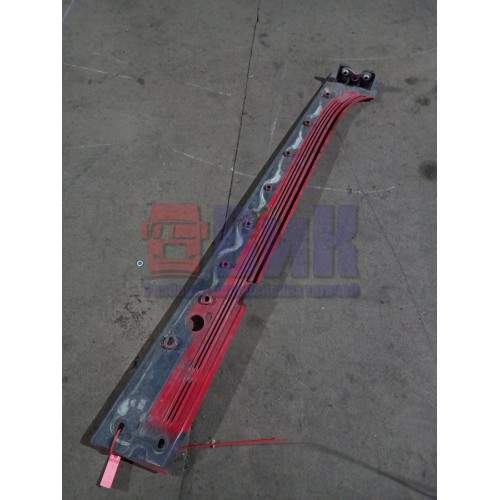 Накладка на стойку лобового стекла Iveco наружняя RH (920)-1