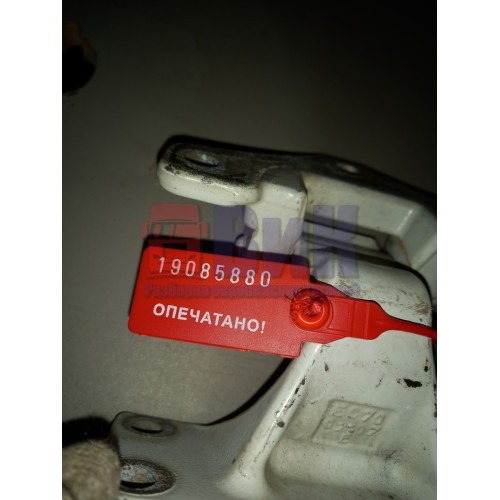 Петля двери Renault Premium (880)-1