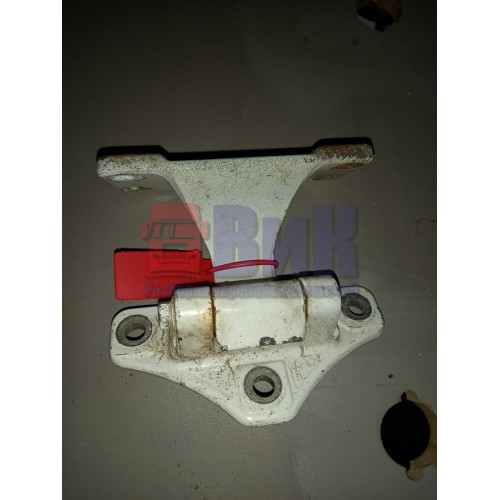 Петля двери Renault Premium (883)-1