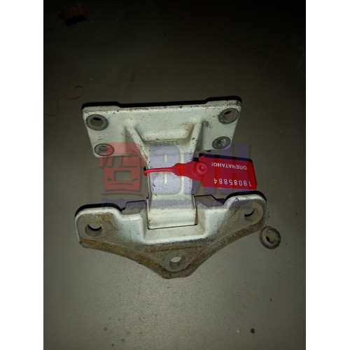 Петля двери Renault Premium (884)