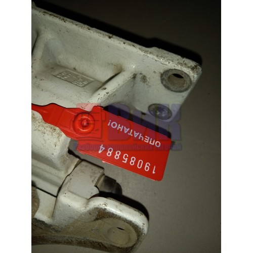 Петля двери Renault Premium (884)-1