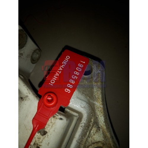 Петля двери Renault Premium (886)-1