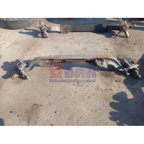 Балка передняя Renault с цапфами d68 (495)