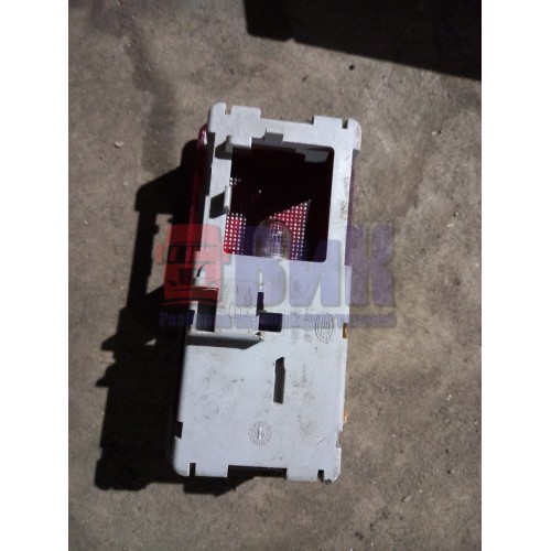 Плафон салона Renault Premium DXI (470)-2