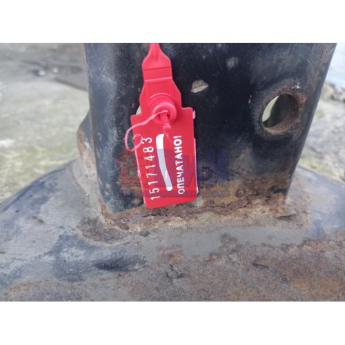 Кронштейн задней пневмоподушки Mercedes (483)-1