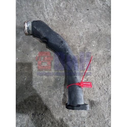 Патрубок охлаждения Mercedes Actros 987958 (934)
