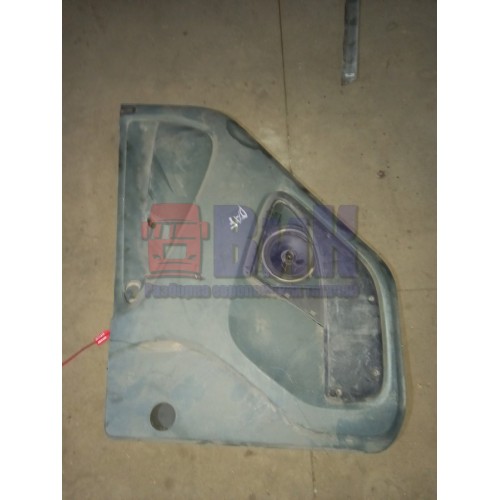 Обшивка (карта) двери DAF CF стар.обр. с динамиком RH (920)