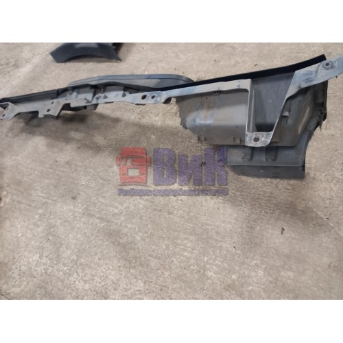 Подножка верхняя Renault T430 007618 с продолжением кабины LH (452)-1