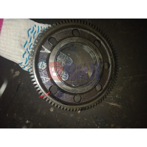 Шестерня промежуточная Volvo D12A (285)-2