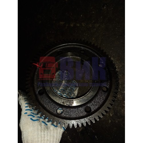 Шестерня промежуточная Volvo D12D (286)-2