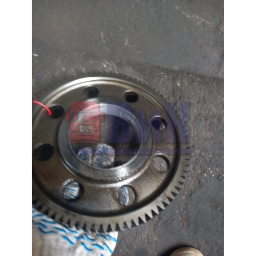 Шестерня промежуточная Volvo D12D (290)-1