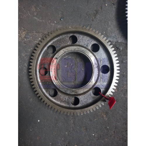 Шестерня промежуточная Volvo D12D (271)