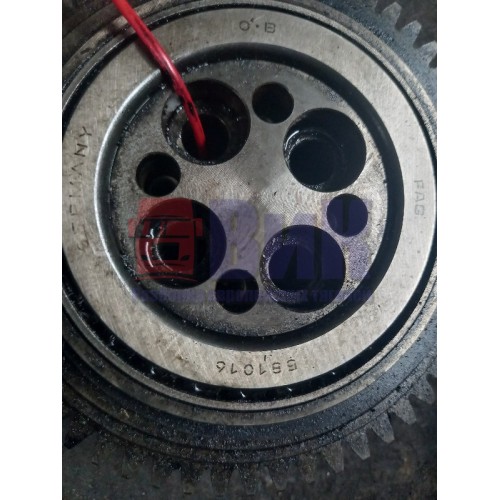 Шестерня промежуточная Volvo D12A с подшипником (277)-1