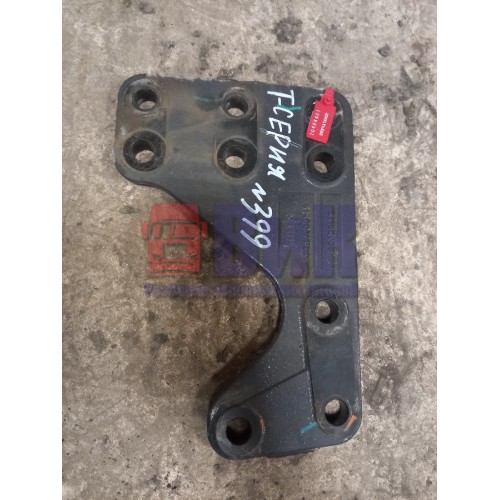 Кронштейн (проставка) ГУРа Renault T430 007618 (461)