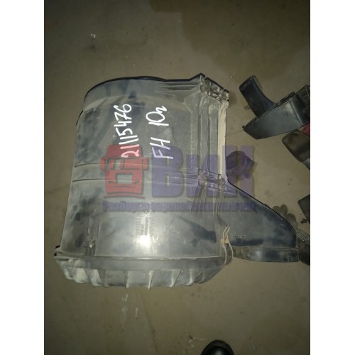 Корпус воздушного фильтра Volvo (438) -2