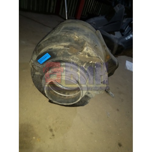 Корпус воздушного фильтра Volvo деф. (427)