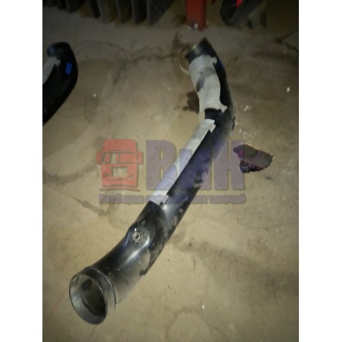 Патрубок воздушного фильтра Volvo (407)