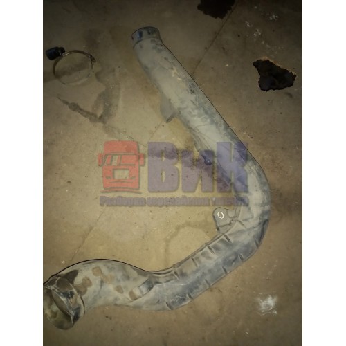 Патрубок воздушного фильтра Renault Midlum (237)-2