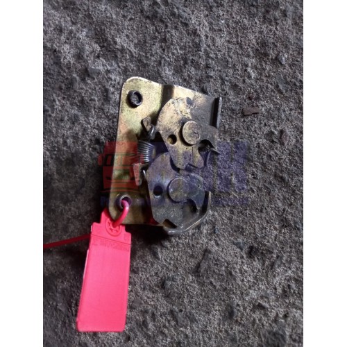 Замок инструментального ящика DAF RH (669)-1